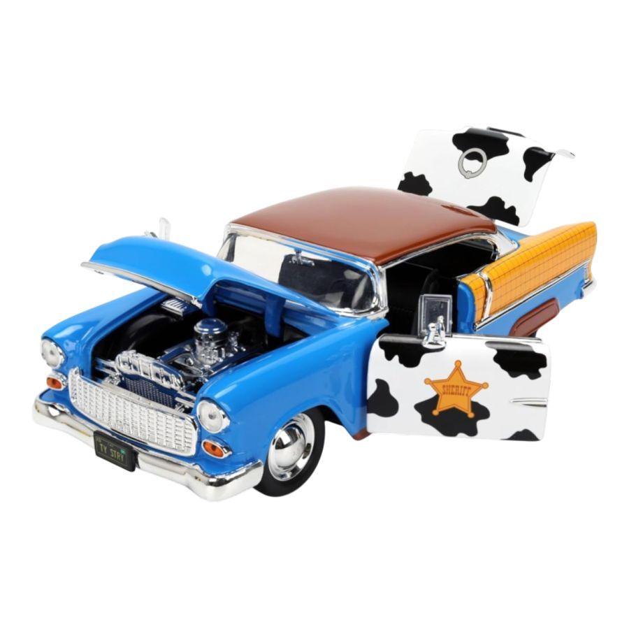 Toy Story - 1:24 Woody Figure with 1955 Chevrolet Bel Air Diecast Vehicle