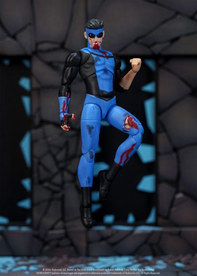 Invincible (TV) - Invincible (Bloody) SDCC Exclusive 1:12 Action Figure