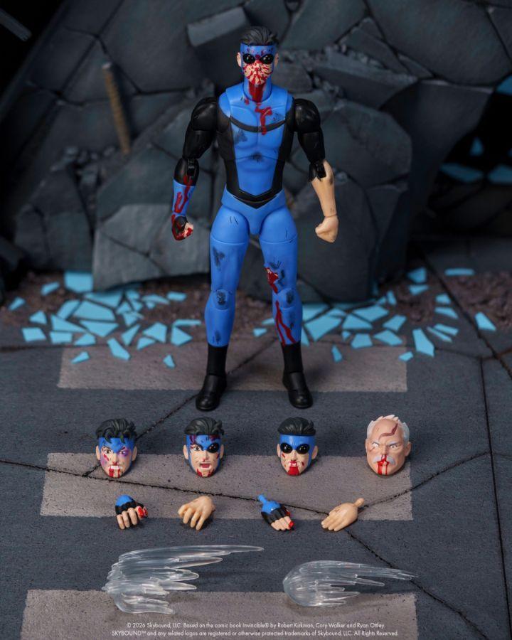 Invincible (TV) - Invincible (Bloody) SDCC Exclusive 1:12 Action Figure