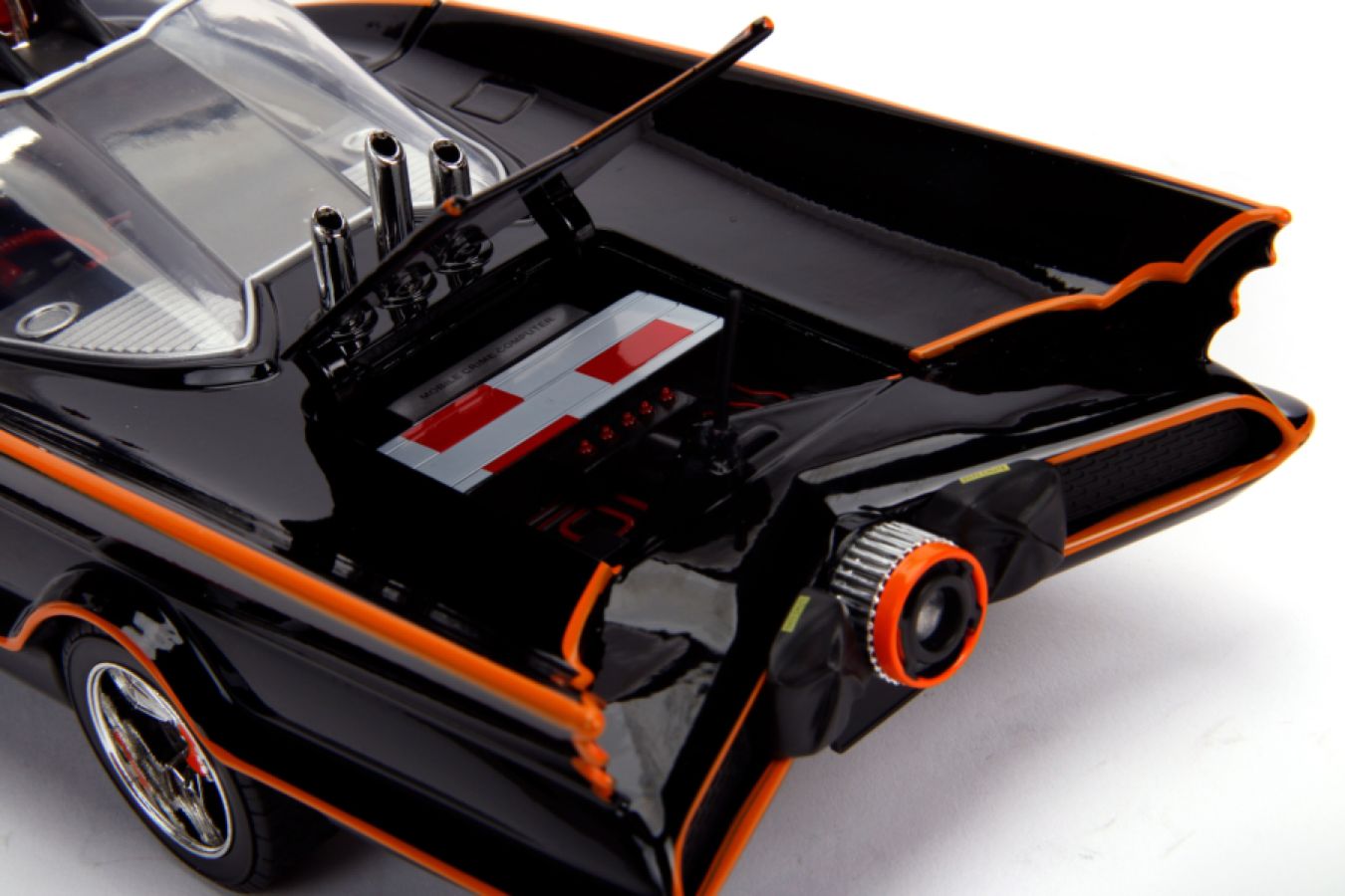 Batman (TV) - Batmobile 1:18 w/Batman