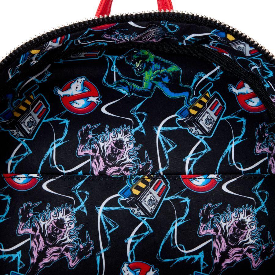 Ghostbusters - Stay Puff Chasing Mini Backpack