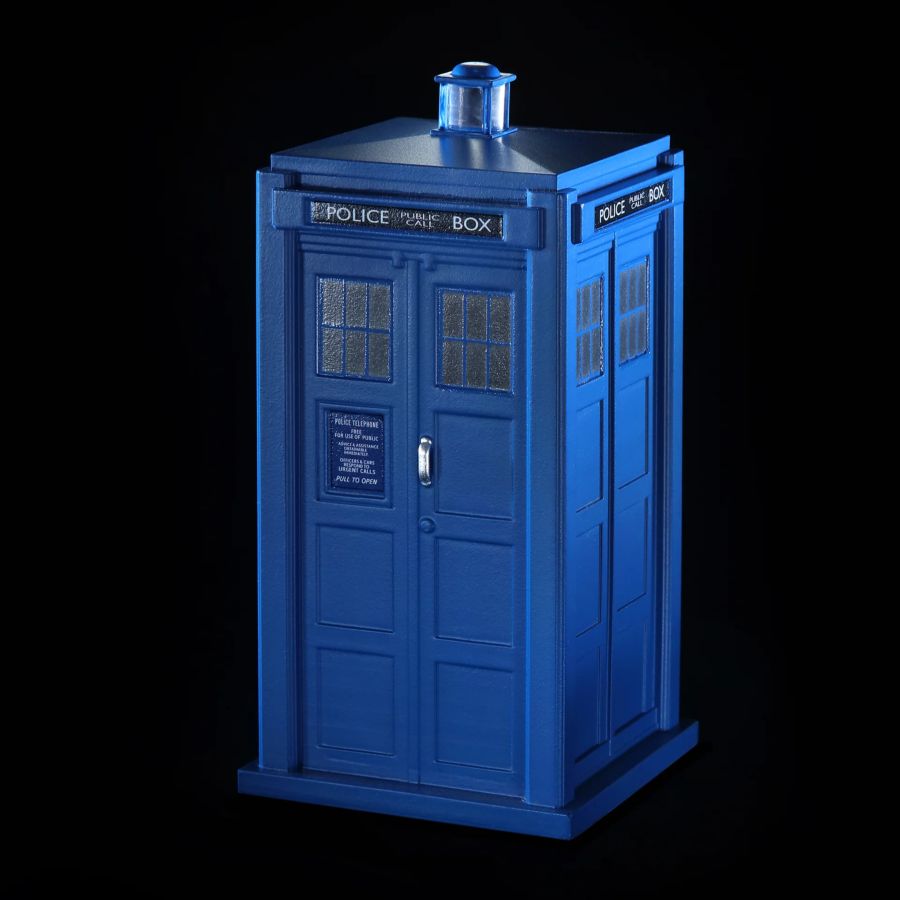 Dr Who - The Third Doctor's TARDIS 1:21 Scale Polyresin Replica