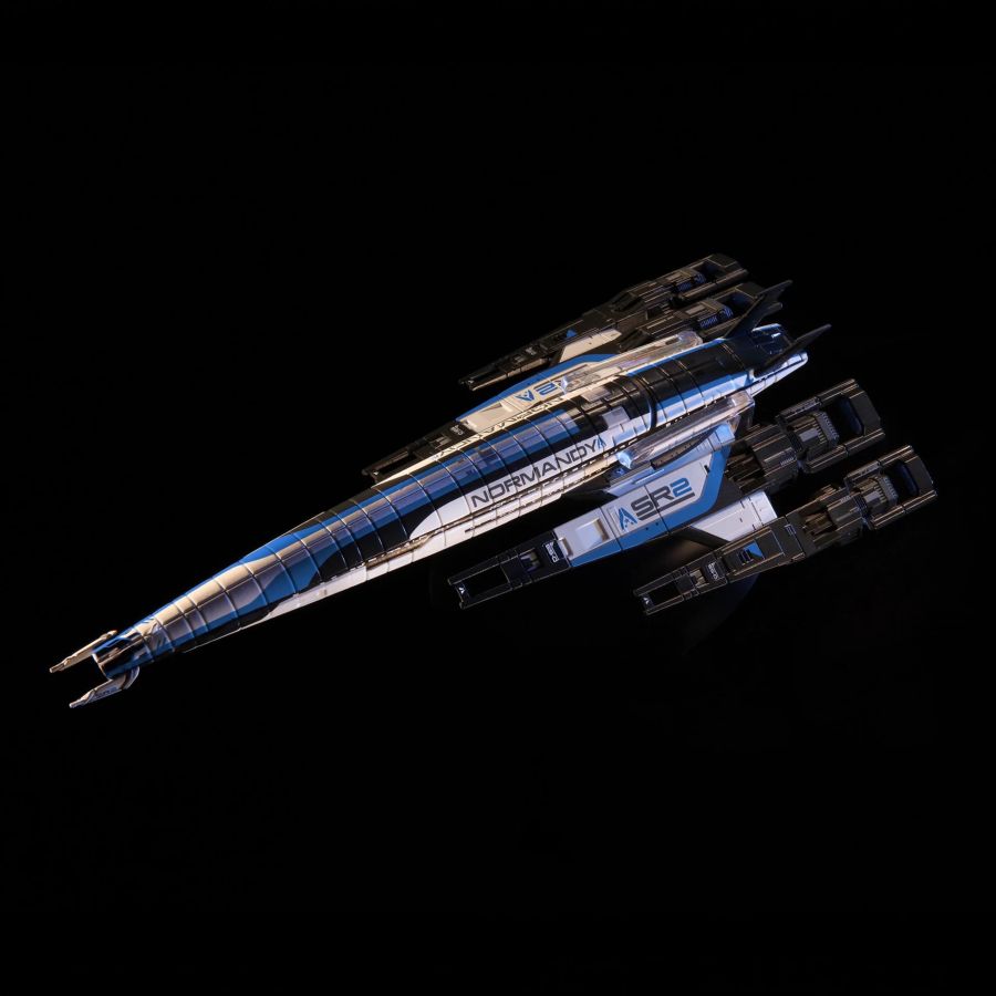 Mass Effect 3 - Normandy SR-2 Die-cast Space Ship