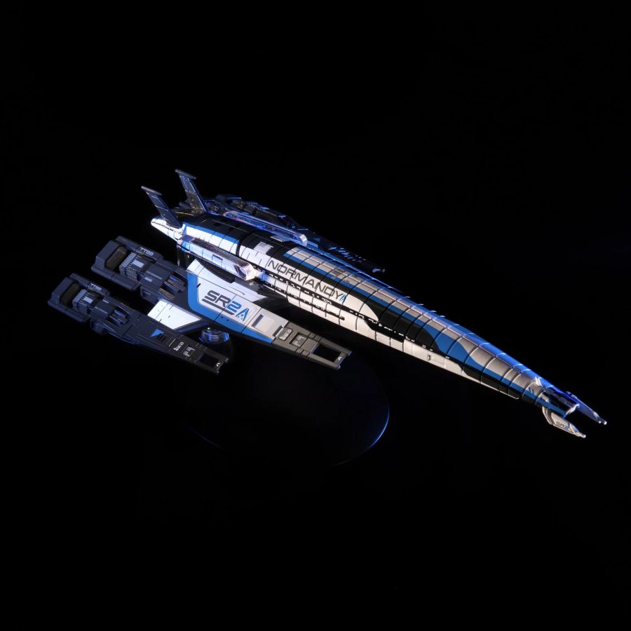 Mass Effect 3 - Normandy SR-2 Die-cast Space Ship