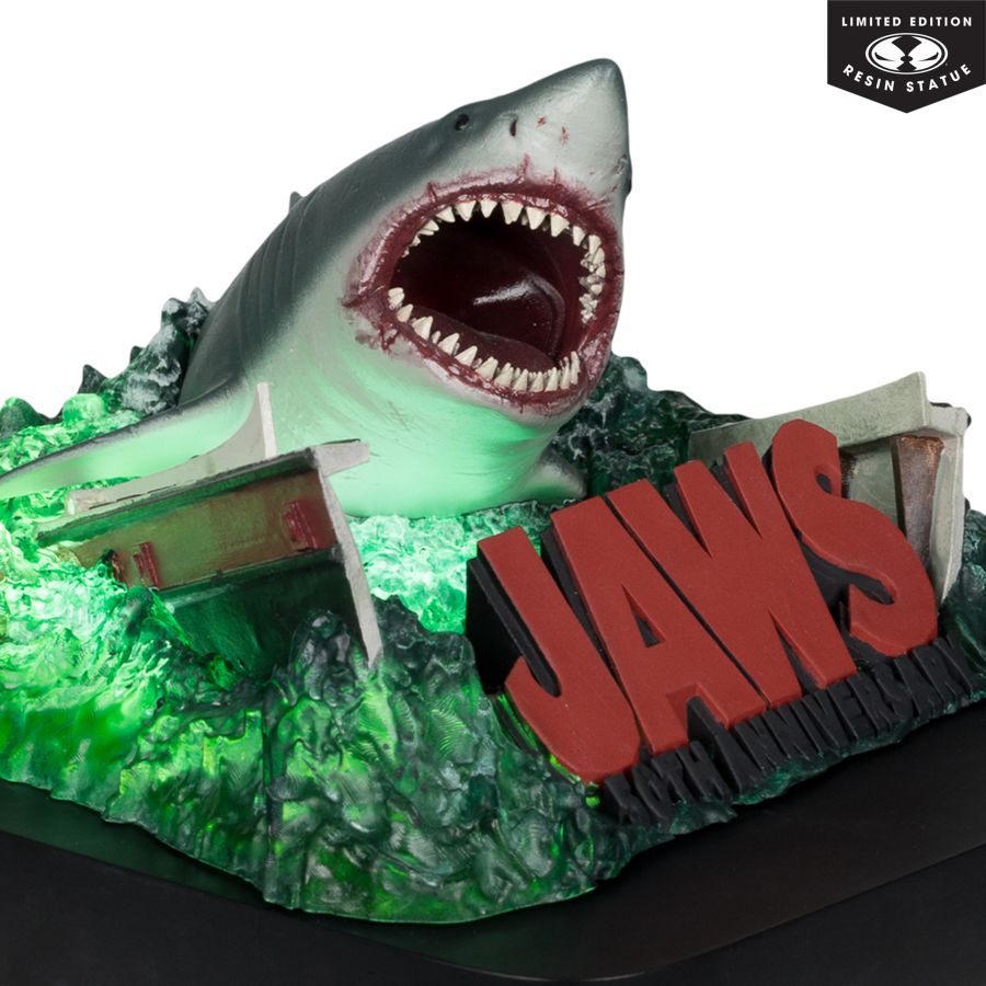 Jaws - Jaws Attacking Boat 50th Anniversary 1:48 Scale Resin Statue