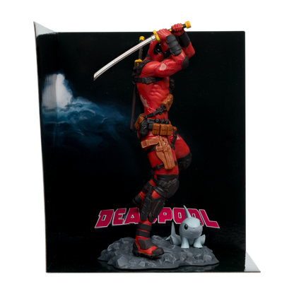 Marvel Comics - Deadpool 1:10 Scale Figure