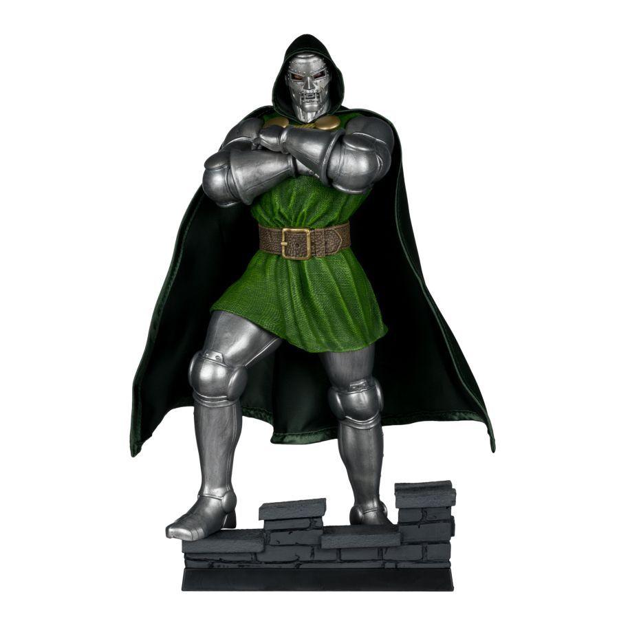 Doctor Doom (comic) - Doctor Doom #1 (Future Foundation - Gold Label) 1:6 Figure