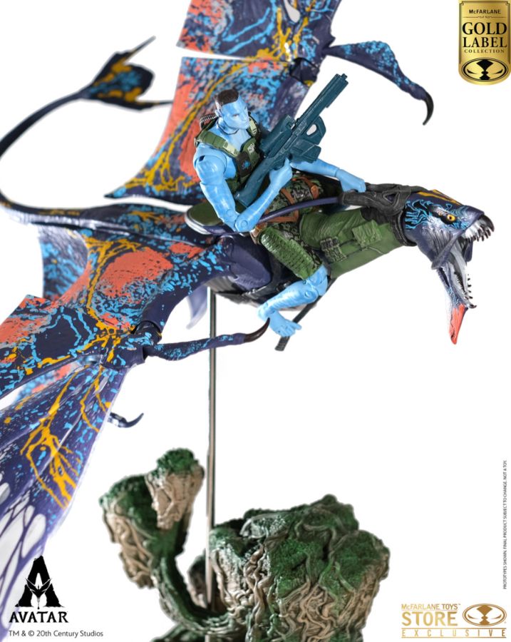 Avatar 2 (2022) - Quaritch & Banshee DLX Gold Label Figure (SDCC)