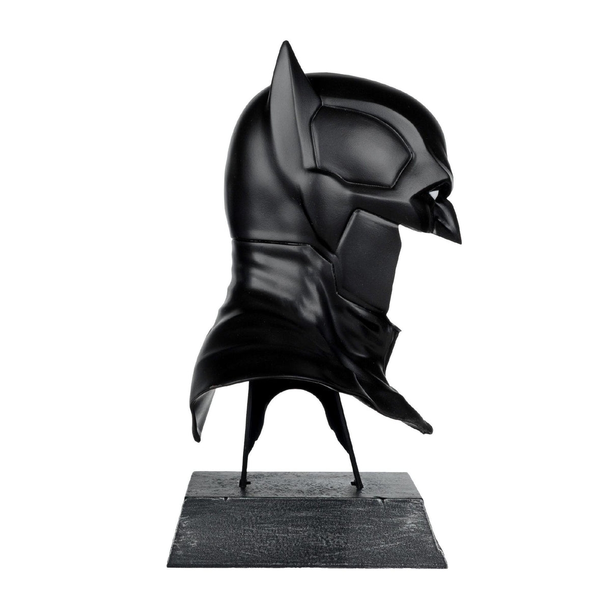 DC Comics - Batman Cowl (Batman: Noel) 1:3 Prop Replica