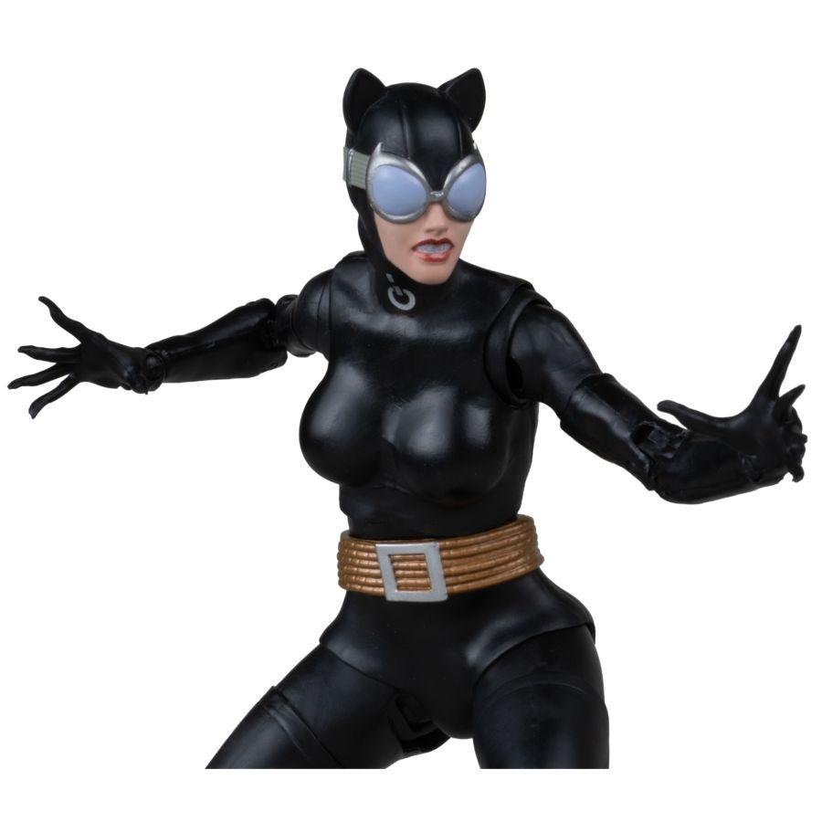 DC Multiverse - Catwoman (Batman - Hush) (Gold Label) 7" Action Figure