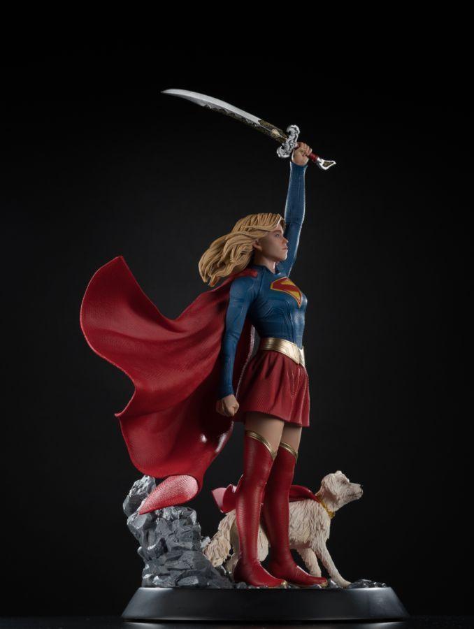 Supergirl (2026) - Supergirl Resin Statue