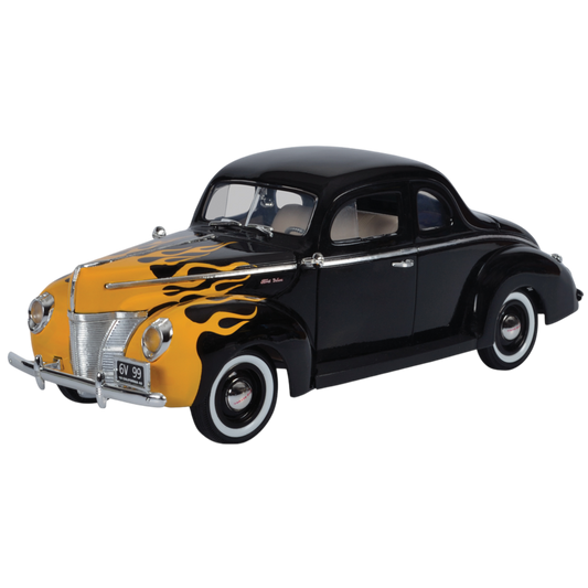 Timeless Legends - 1:18 Scale 1940 Ford Deluxe [Black]