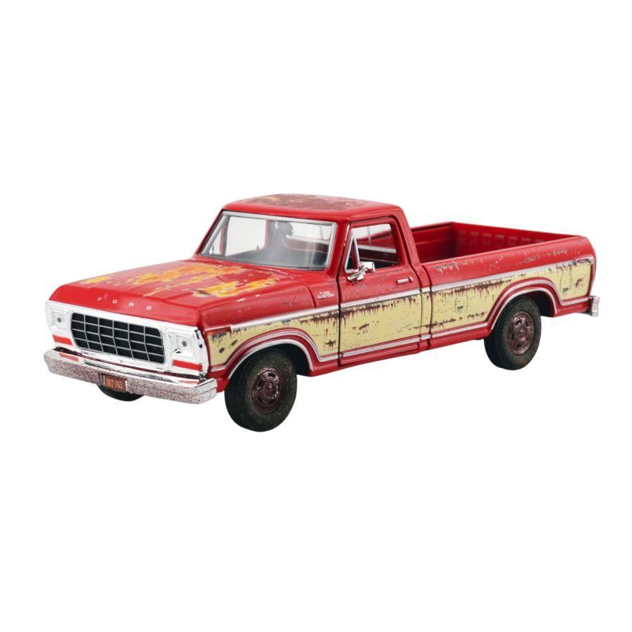 Weathered Treasures - 1:24 1979 Ford F-150 Custom Diecast Vehicle