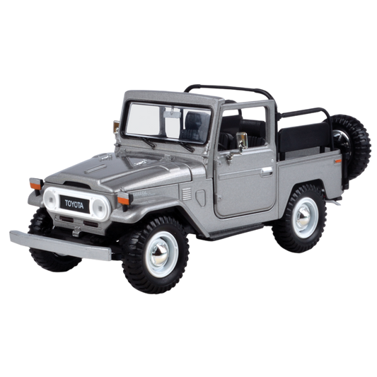Platinum Collection - 1:24 Scale Toyota Fj 40 (Convertible)