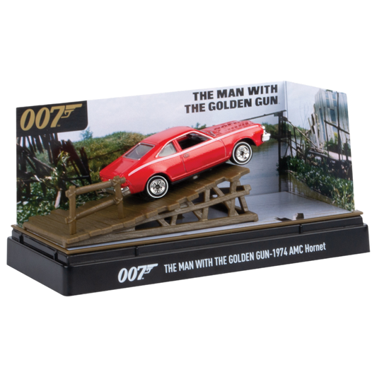 James Bond Collection - 3" Diorama The Man With The Golden Gun (1974 Amc Hornet)