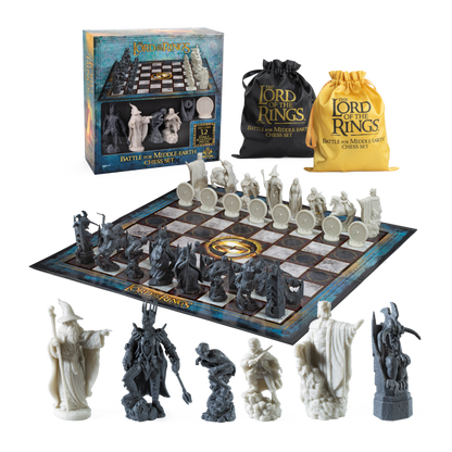 The Lord of the Rings - Battle For Middle-earth Chess Set