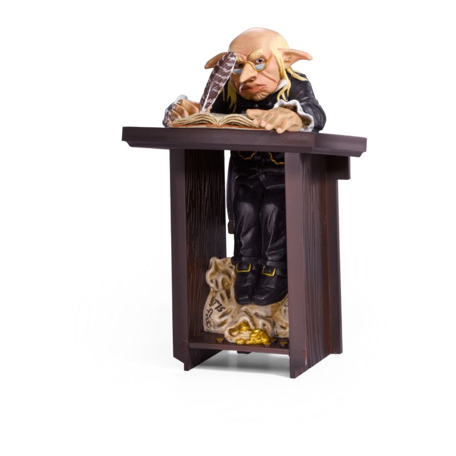 Harry Potter - Gringotts Goblin Magical Creatures Diorama