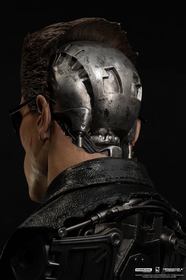 Terminator 2 - T-800 Model 101 Battle Damaged Art Mask