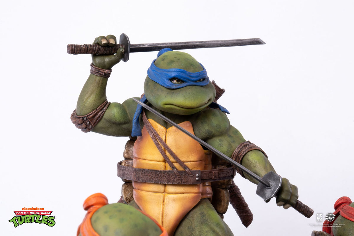 Teenage Mutant Ninja Turtles (1990) - Turtles 1:6 Scale Movie Diorama