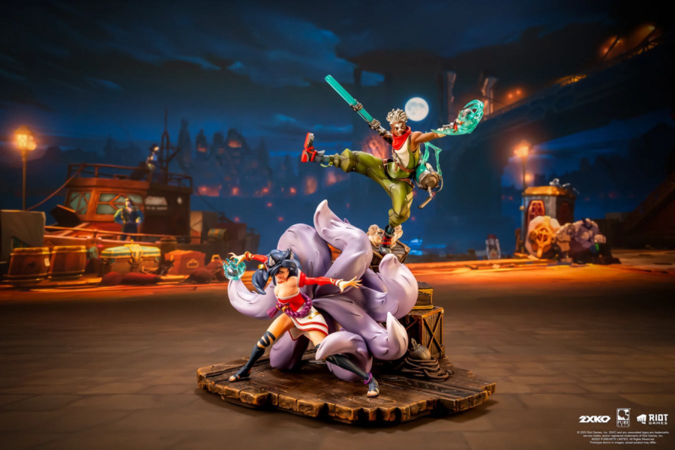 2XKO - Ekko & Ahri 1:10 Scale Diorama