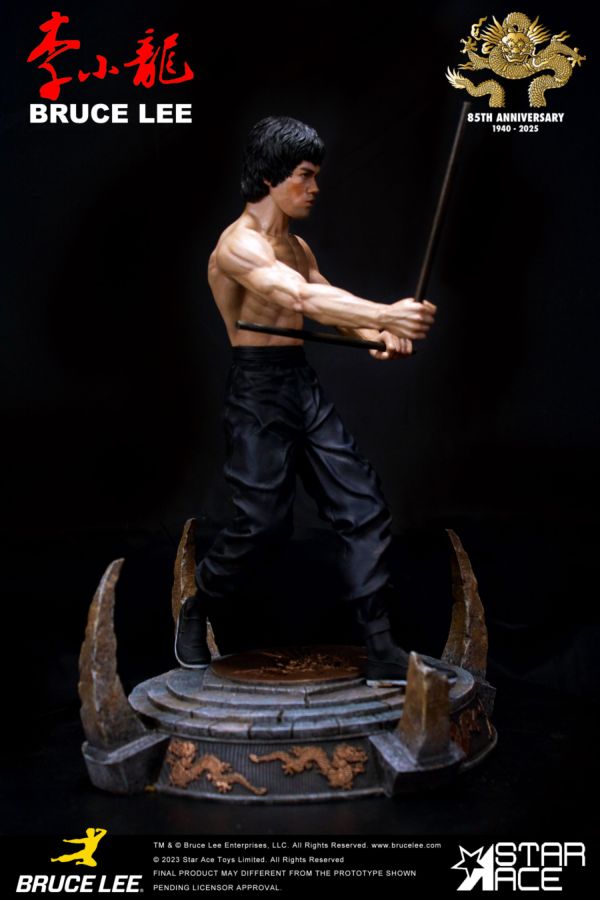 Bruce Lee - "Kali Sticks Fight" Deluxe Basement Version 30cm Statue