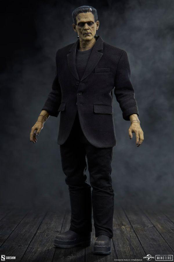 Universal Monsters - Frankenstein 1:6 Scale Figure