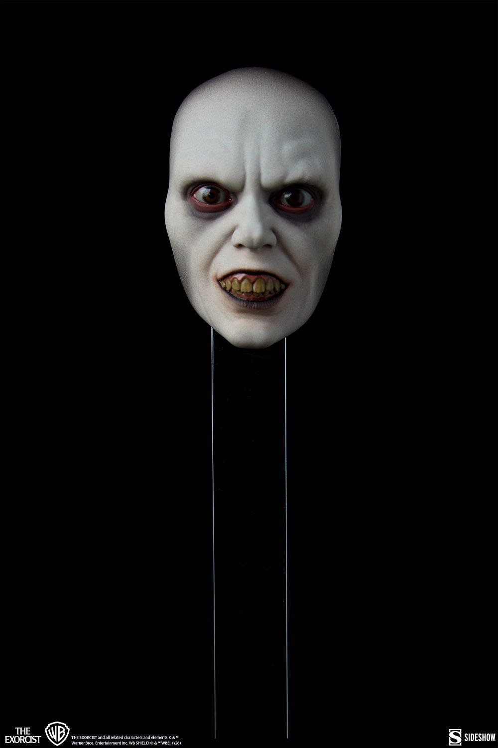 The Exorcist - Regan MacNeil (Collector Edition) 1:6 Scale Figure