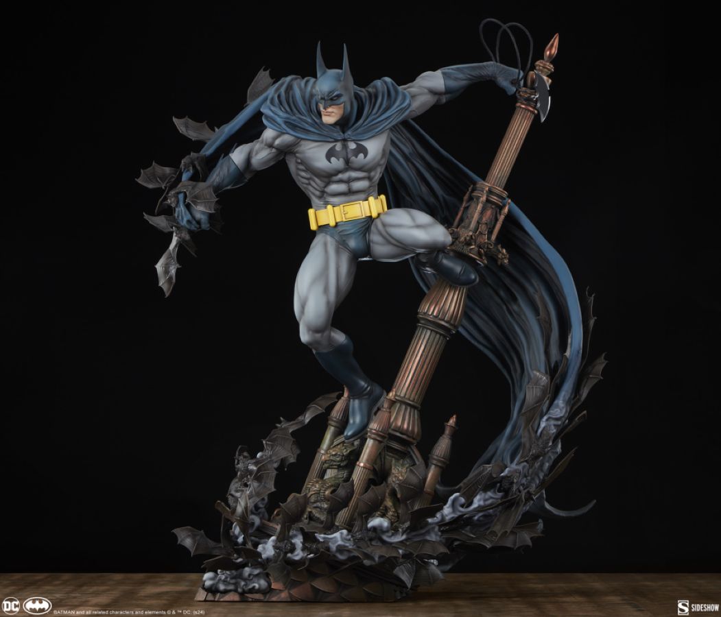 Batman - Batman Premium Frmat 1:4 Scale Statue