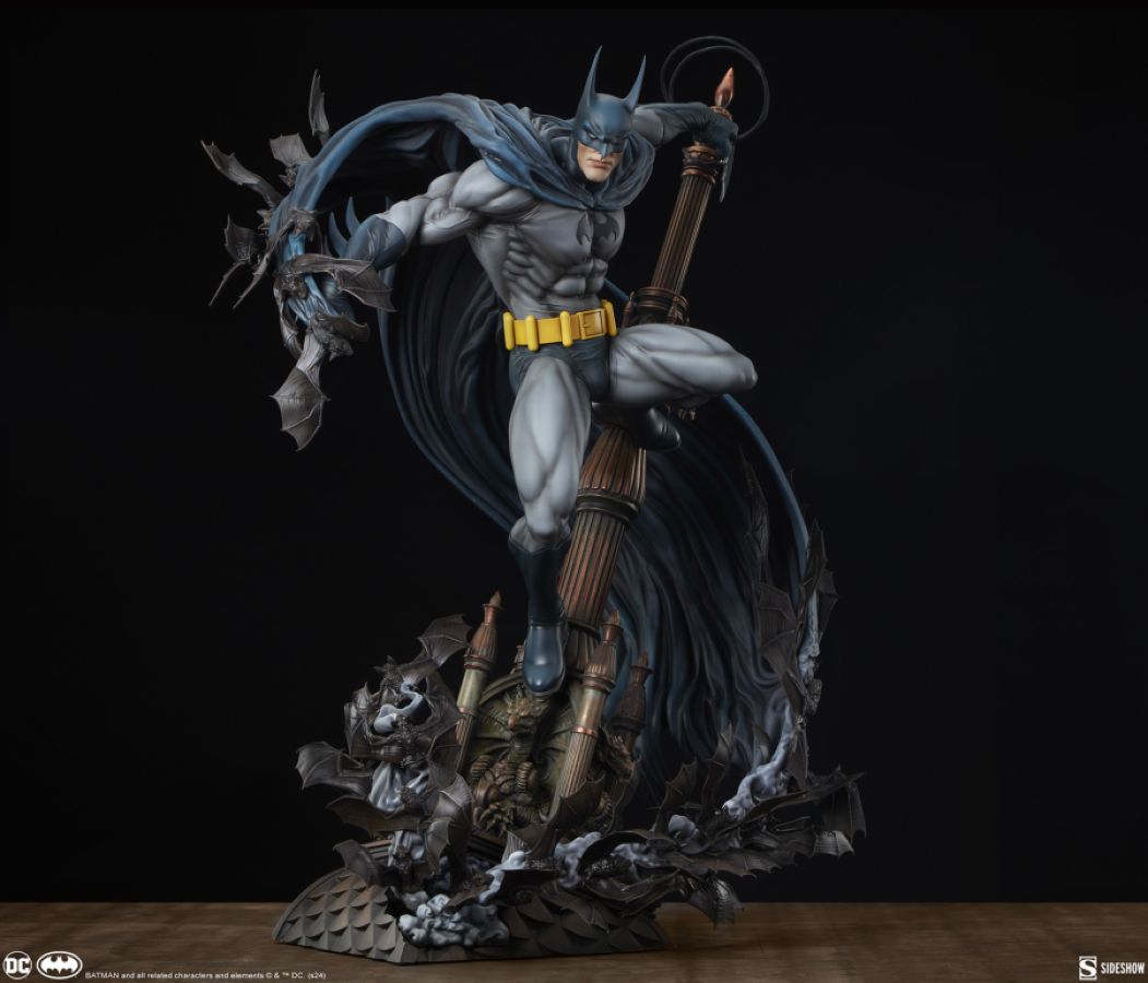 Batman - Batman Premium Frmat 1:4 Scale Statue