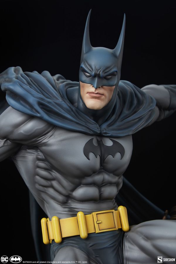 Batman - Batman Premium Frmat 1:4 Scale Statue
