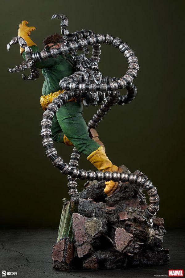 Spider-Man - Doctor Octopus Premium Format Statue