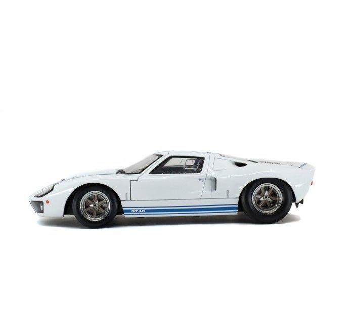 Solido - 1:18 1968 Ford GT40 MK.1 Diecast Vehicle