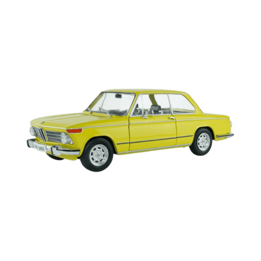 Solido - 1:18 1973 BMW 1602 Diecast Vehicle