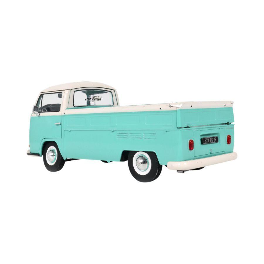 Solido Cars - 1:18 1968 Volkswagen T2 Pick Up Diecast Vehicle