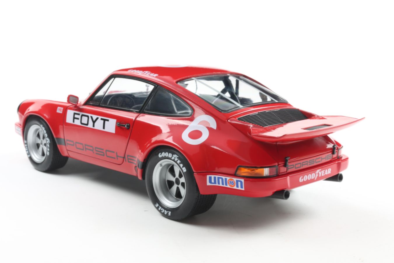 Solido Cars - 1974 Porsche 911 #6 FOYT IROC Daytona 1:18 Scale Diecast Vehicle