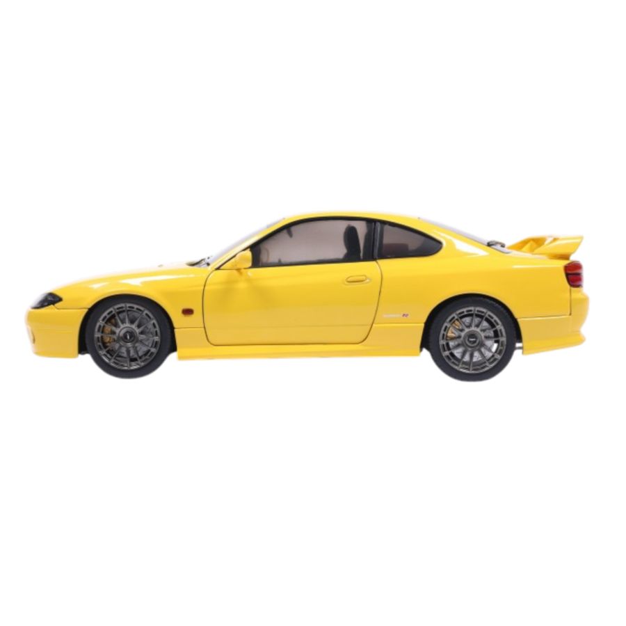 Solido Cars - 1:18 Nissan Silvia S15 Spec-R Aero Lightning Yellow 1999 Diecast Vehicle