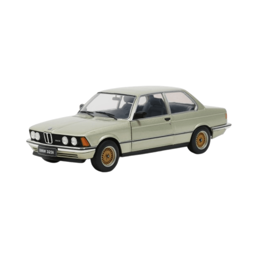 Solido - 1:18 1980 BMW 323i Diecast Vehicle