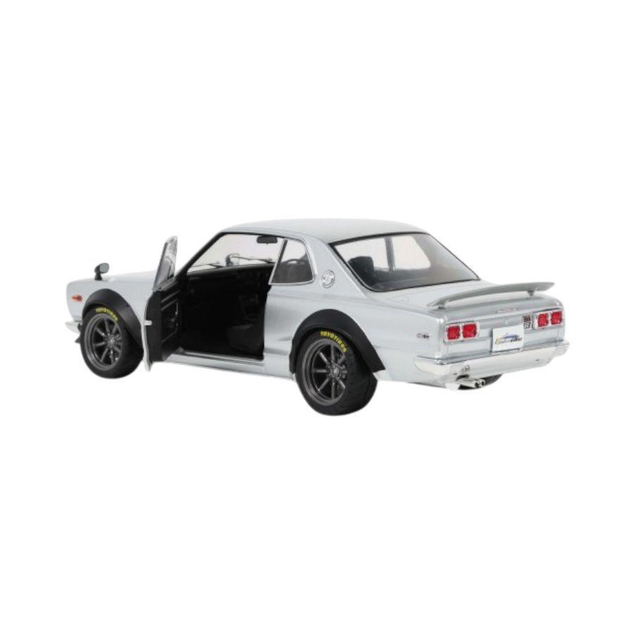 Solido - 1:18 1970 Nissan Skyline 2000 GT-R (KPGC10) Hakosuka Solido Works Diecast Vehicle