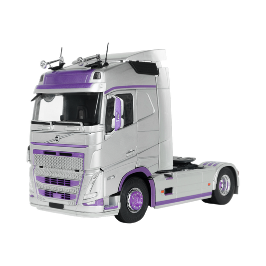 Solido Cars - 2023 Volvo Trucks FH Globetrotter XL 1:24 Scale Diecast Vehicle