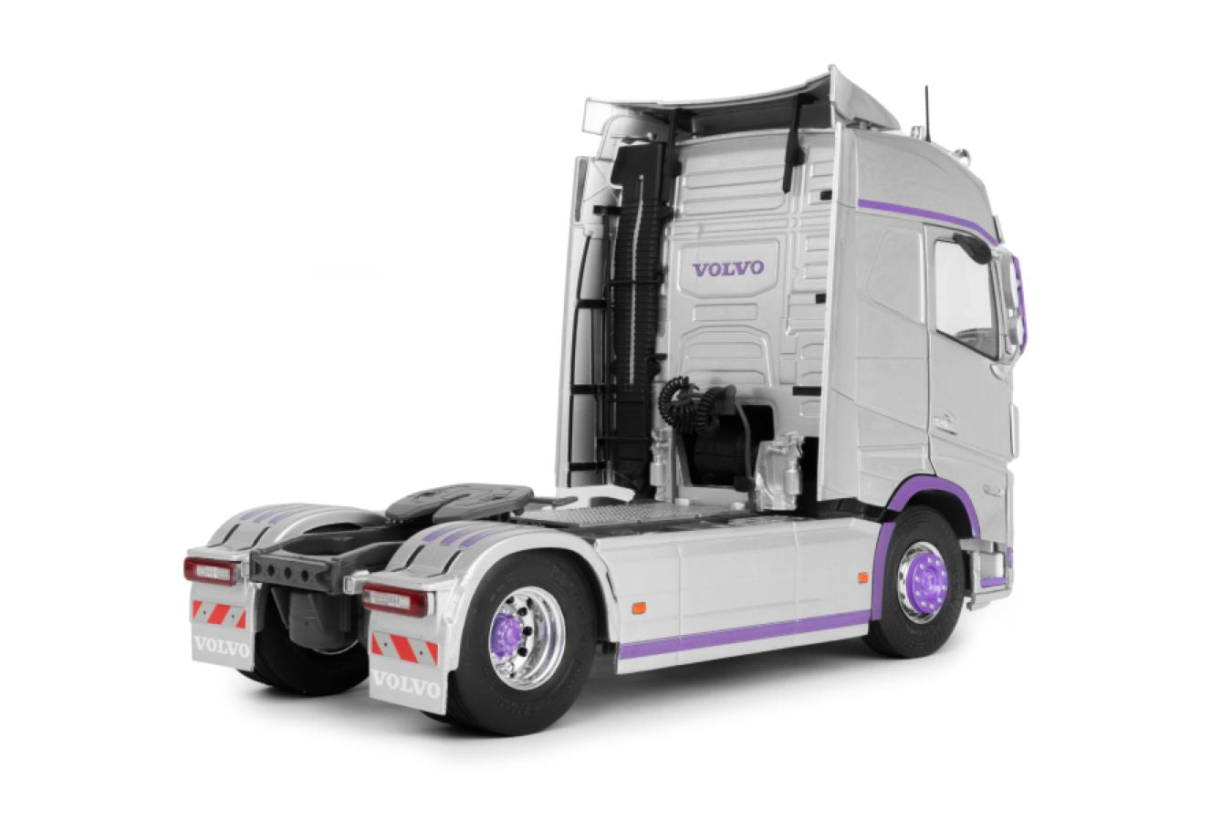 Solido Cars - 2023 Volvo Trucks FH Globetrotter XL 1:24 Scale Diecast Vehicle