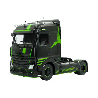 Solido Cars - 2021 Mercedes-Benz Actros R5 1:24 Scale Diecast Vehicle