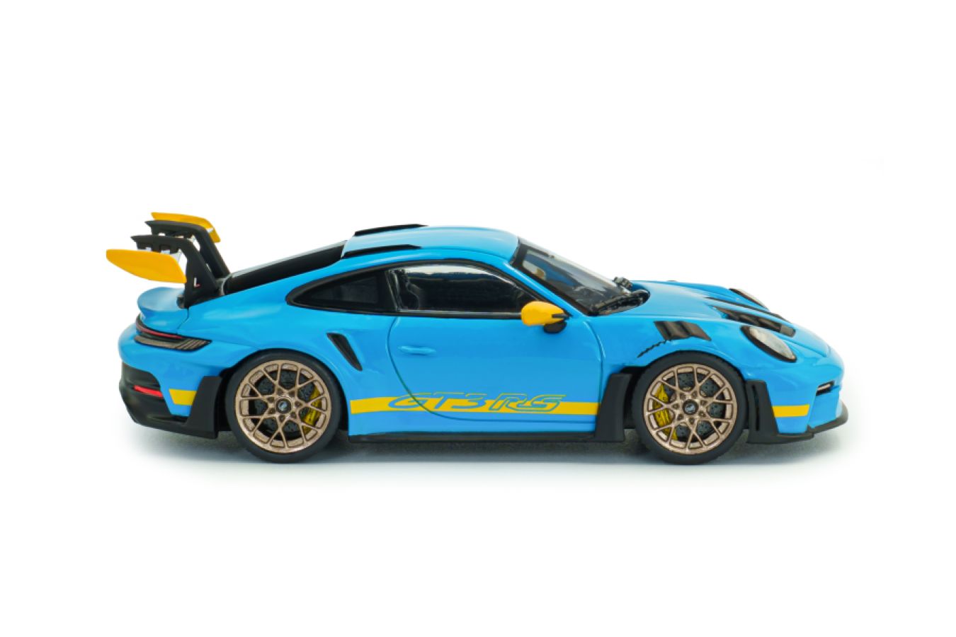 Solido Cars - 2023 Porsche 911 (992) GT3 Tribute 24H Daytona 2003 1:43 Scale Diecast Vehicle