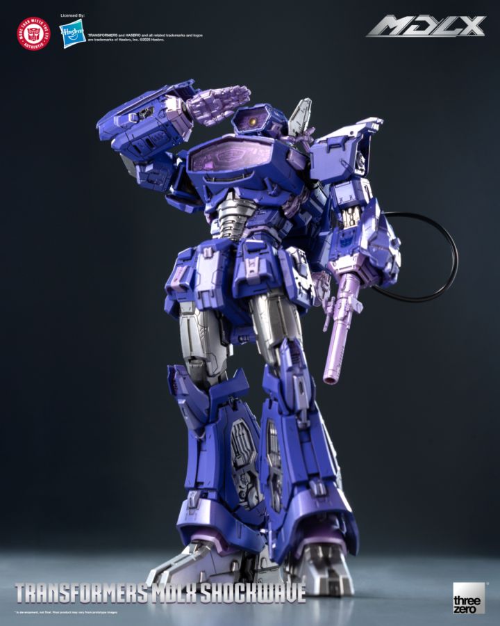 Transformers - Shockwave MDLX Figure
