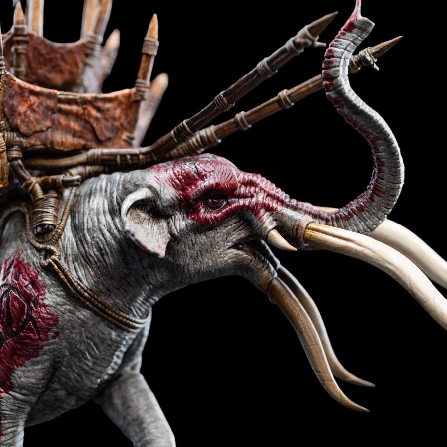 The Lord of the Rings - Mumak in Battle Minature Statue