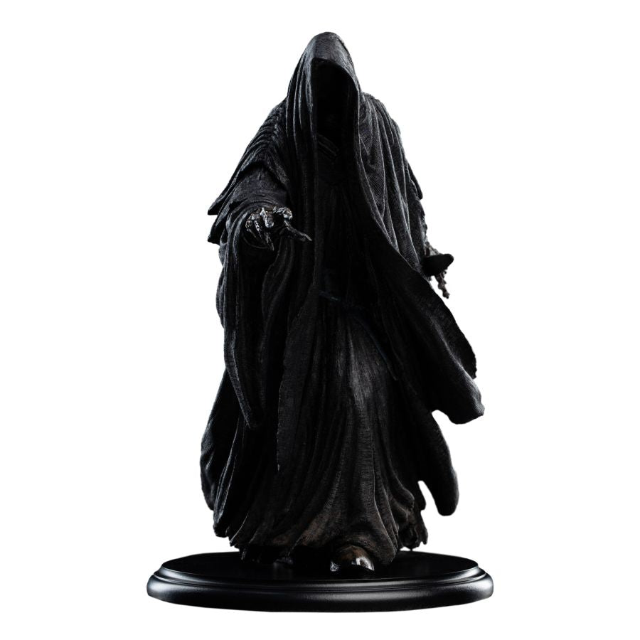 The Lord of the Rings - Ringwraith at the Prancing Pony Miniature Statue
