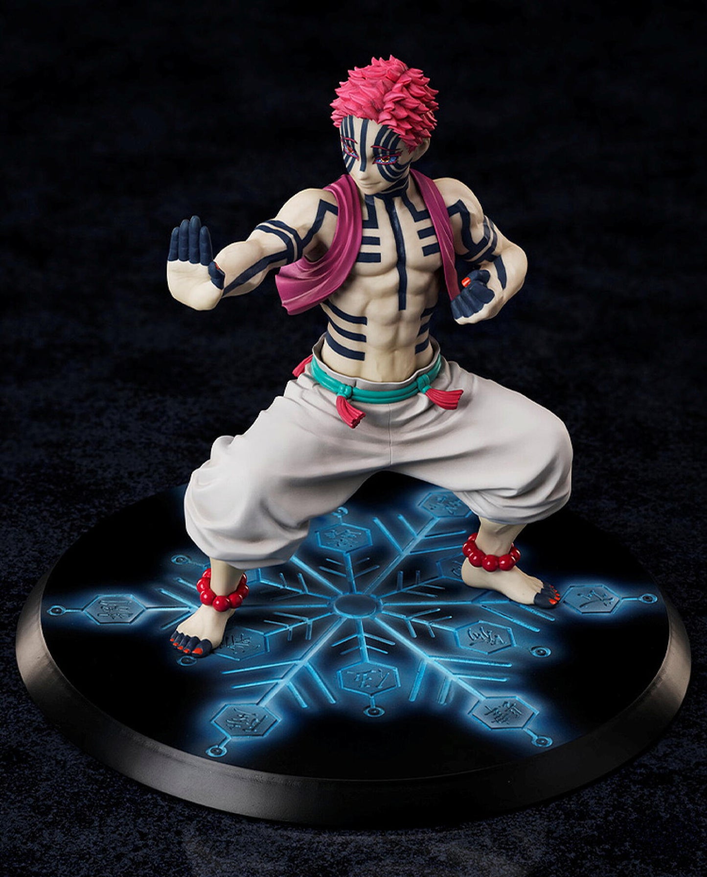 Demon Slayer Kimetsu No Yaiba Akaza 1/8 Scale