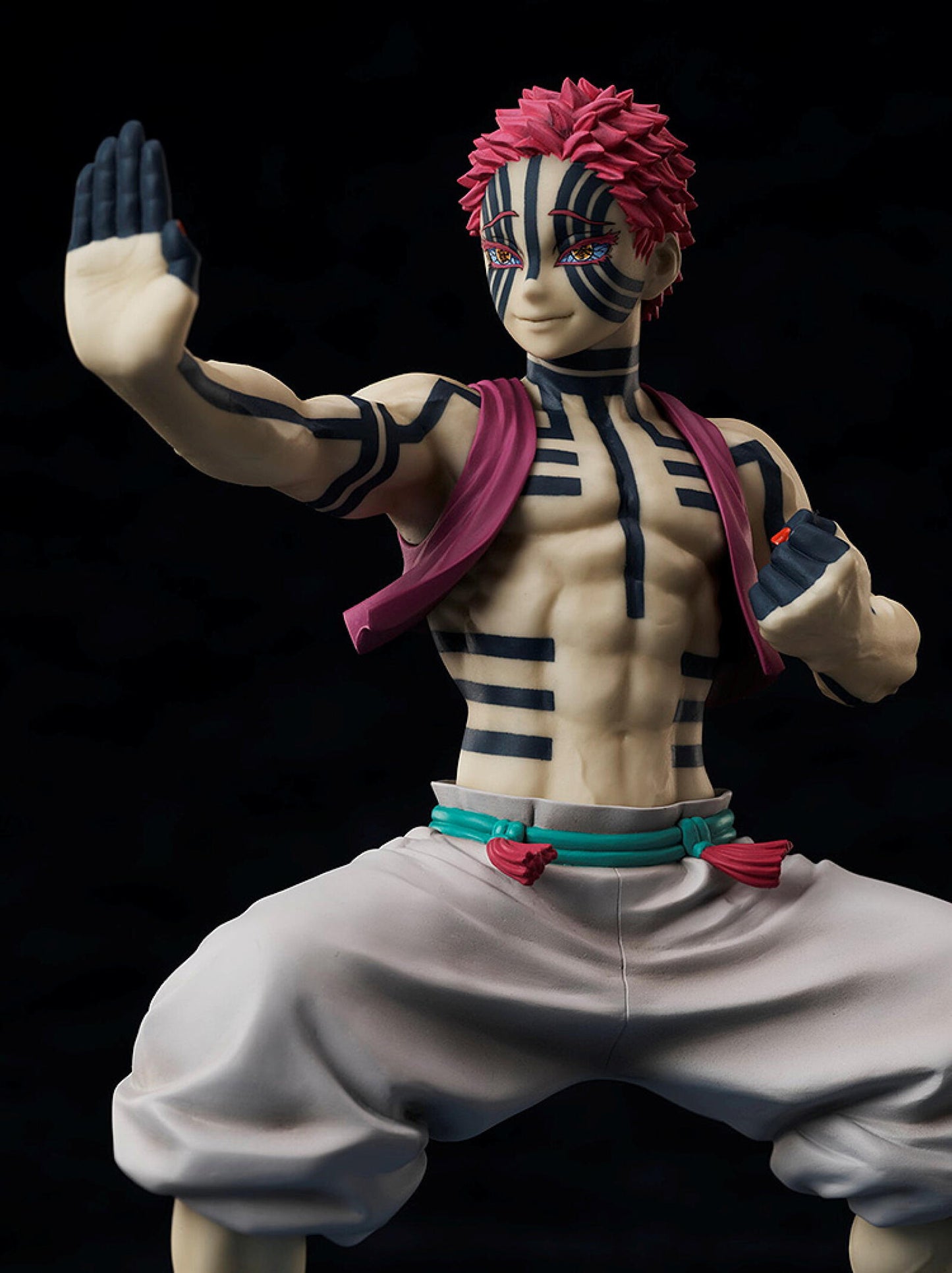 Demon Slayer Kimetsu No Yaiba Akaza 1/8 Scale