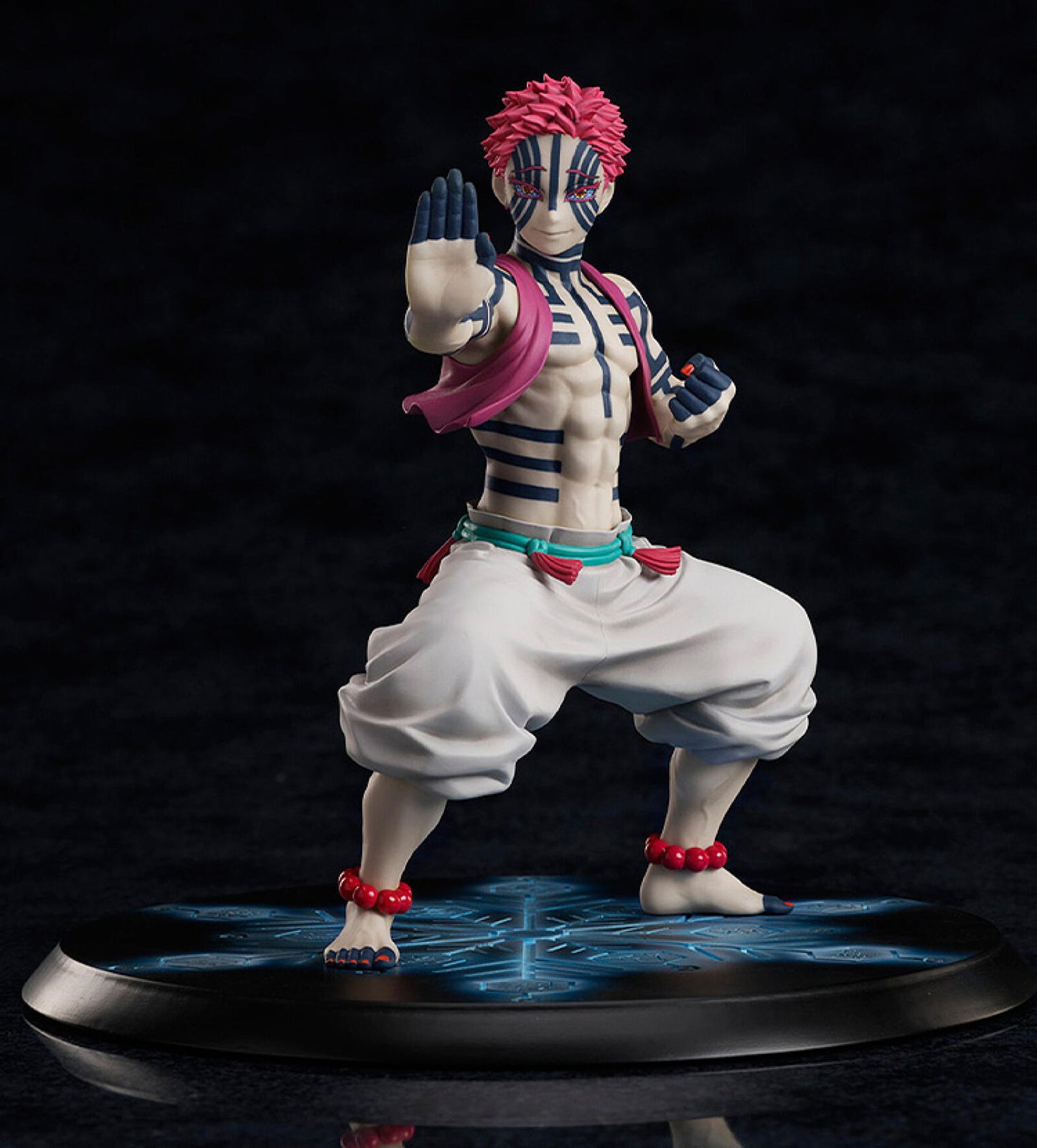 Demon Slayer Kimetsu No Yaiba Akaza 1/8 Scale