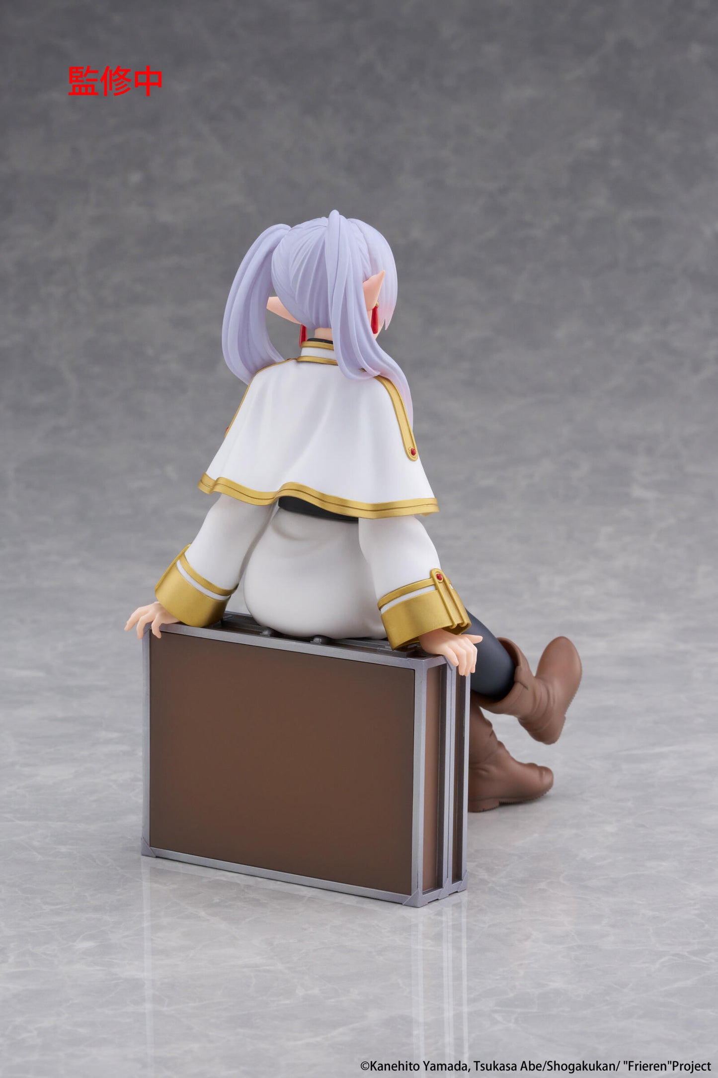 Frieren Beyond Journeys End Desktop Cute Figure Frieren (Trunk Case Version)