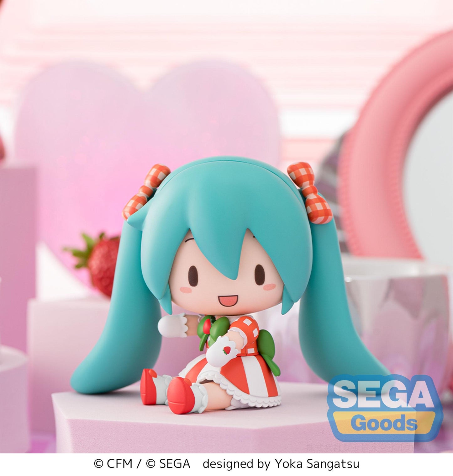 Hatsune Miku x Love and Berry Dress Up and Dance! Fuwa Petit Chibi Figure Lovely Strawberry